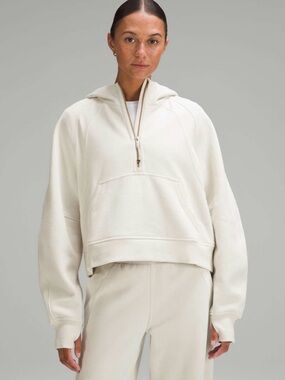 Lululemon Scuba Oversized Half-Zip Hoodie
Bone